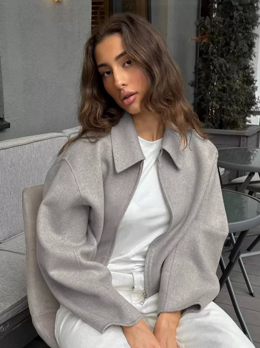 Women's Cropped Long Sleeve Oversized Jacket