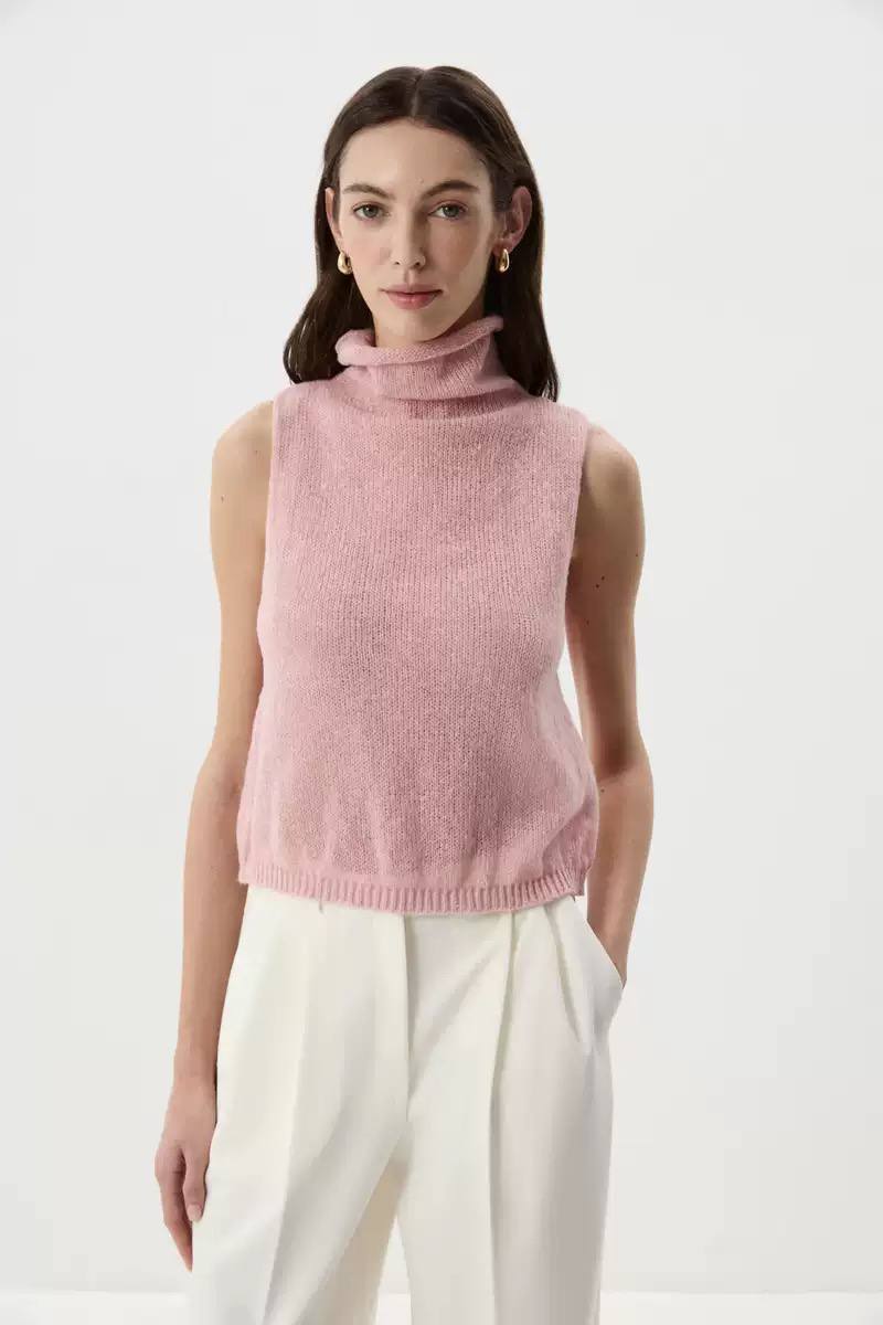 Sleeveless Turtleneck Knit Sweater – Lightweight Ribbed Knit & Relaxed Fit