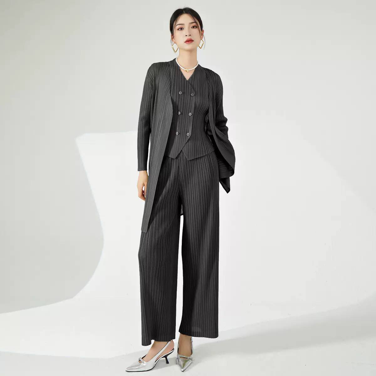 Women's Pleated Cardigan Vest Wide Leg Trousers Matching Set