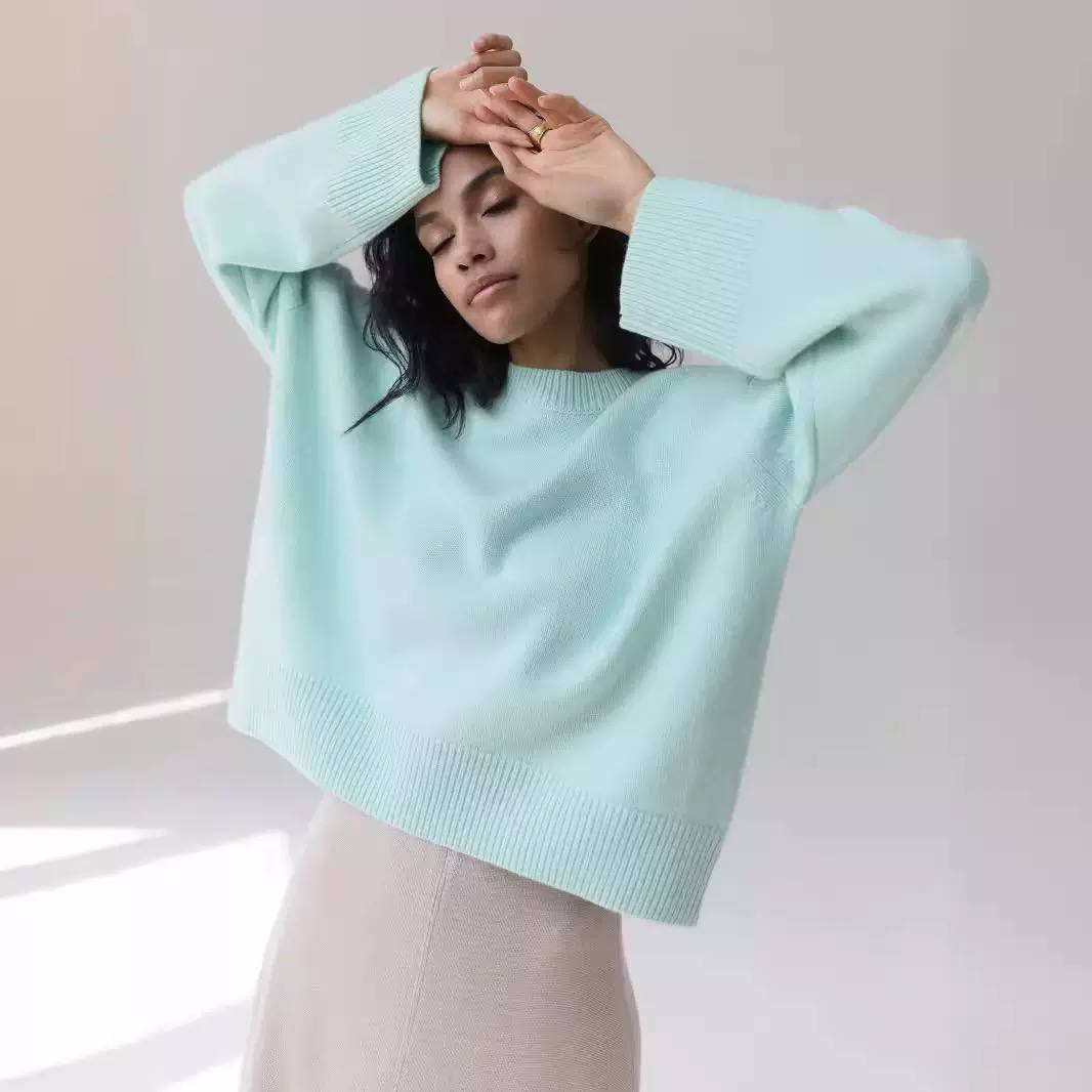 Women's Oversized Crew Neck Knit Sweater