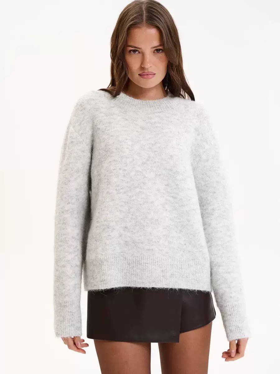 Women's Soft Crew Neck Cashmere Fluffy Sweater