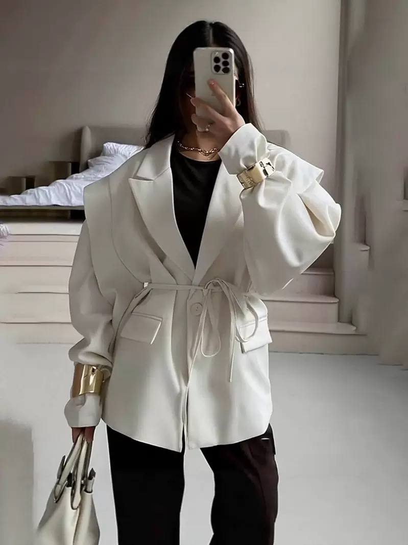 Women's Oversized Belted Blazer