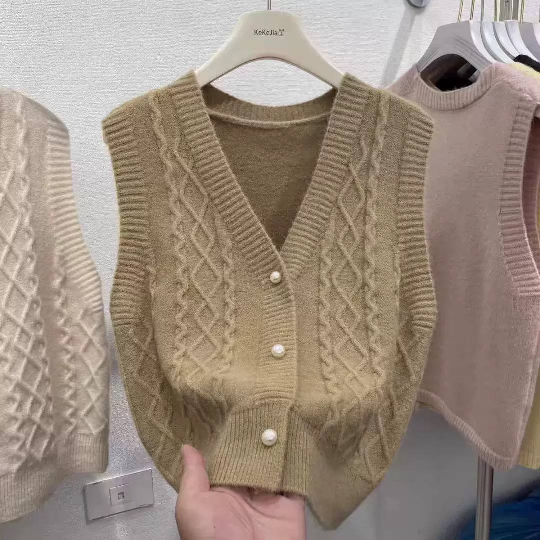 Women's Cable Knit Button Sweater Vest