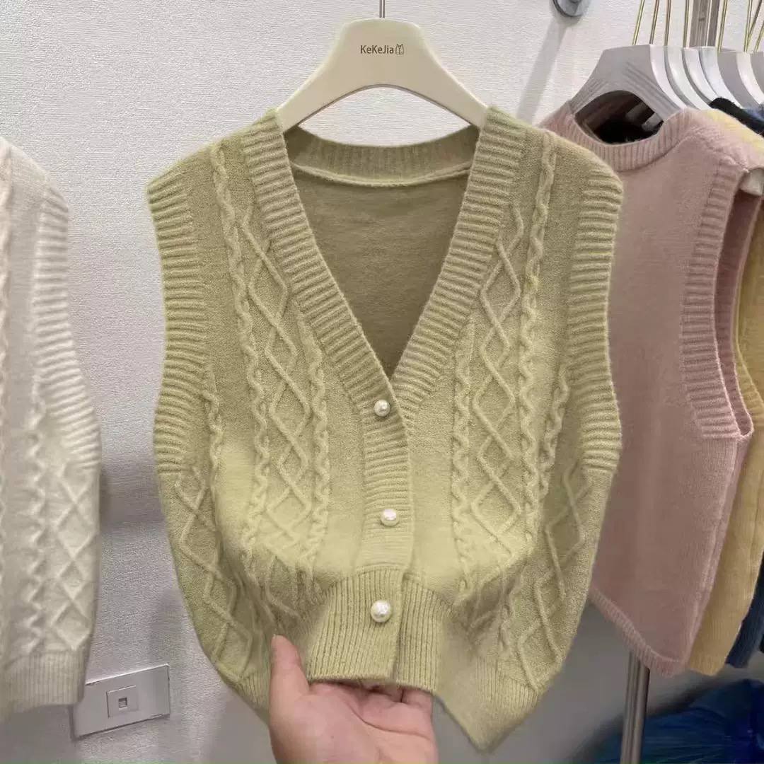 Women's Cable Knit Button Sweater Vest