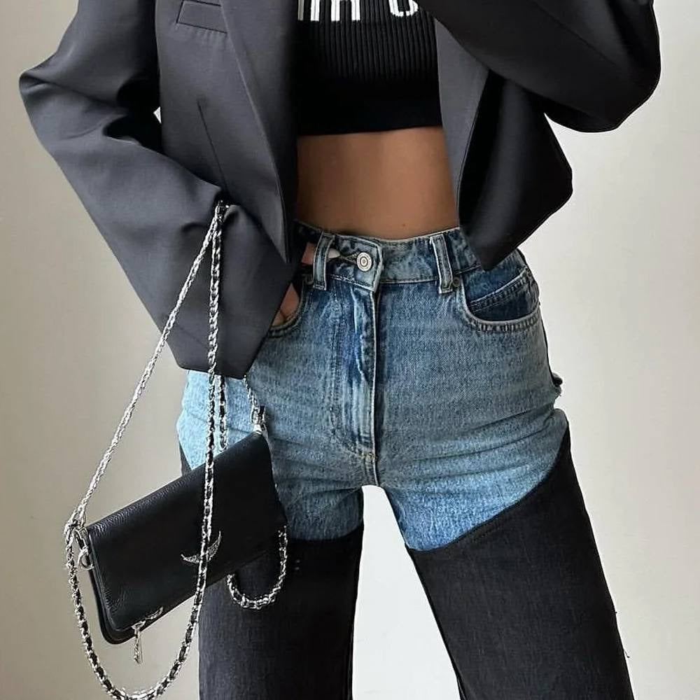 Curved-Panel Jeans With High Waist And Belt Loops – Blue & Black