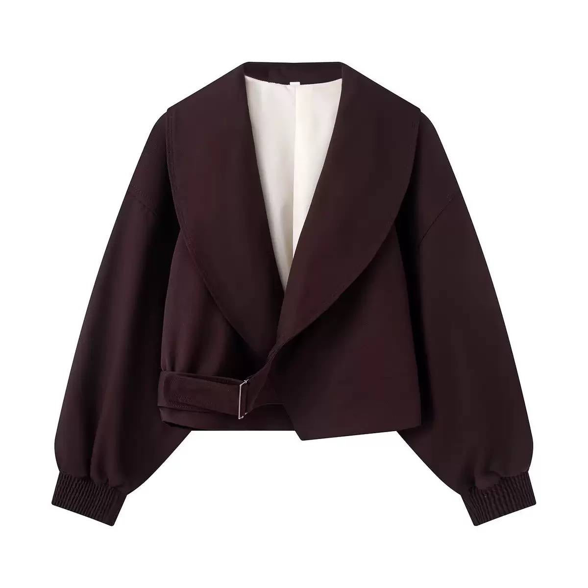 Wide-Collar Cropped Jacket With Buckle and Gathered Cuffs – Burgundy